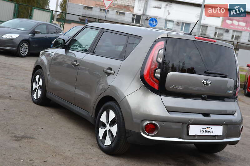 Внедорожник / Кроссовер Kia Soul 2016 в Луцке фото 10 Внедорожник / Кроссовер Kia Soul 2016 в Луцке