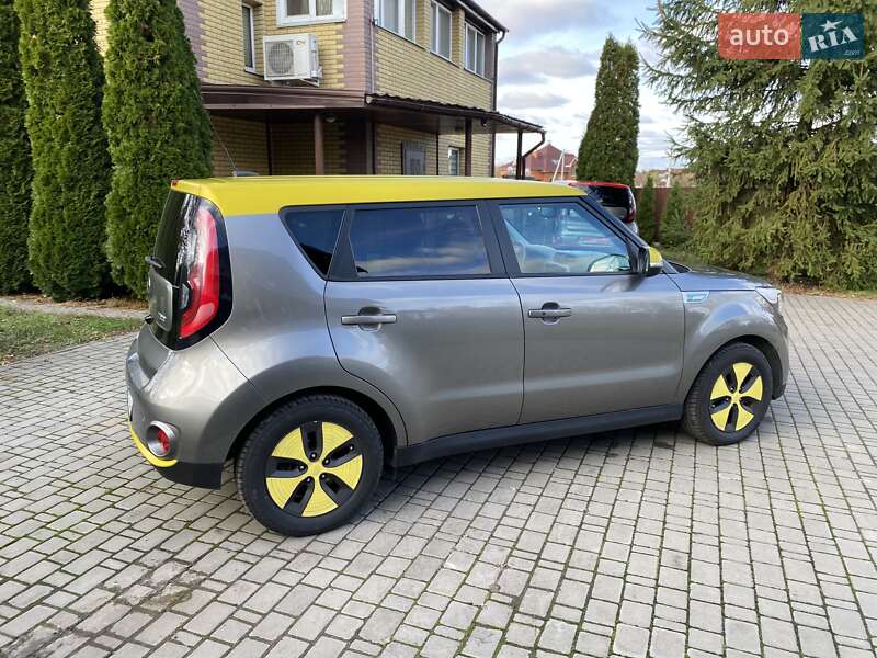 Внедорожник / Кроссовер Kia Soul 2015 в Киеве фото 5 Внедорожник / Кроссовер Kia Soul 2015 в Киеве