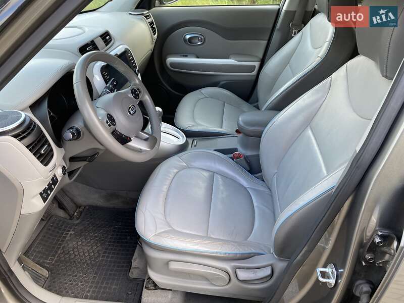 Внедорожник / Кроссовер Kia Soul 2015 в Киеве фото 9 Внедорожник / Кроссовер Kia Soul 2015 в Киеве