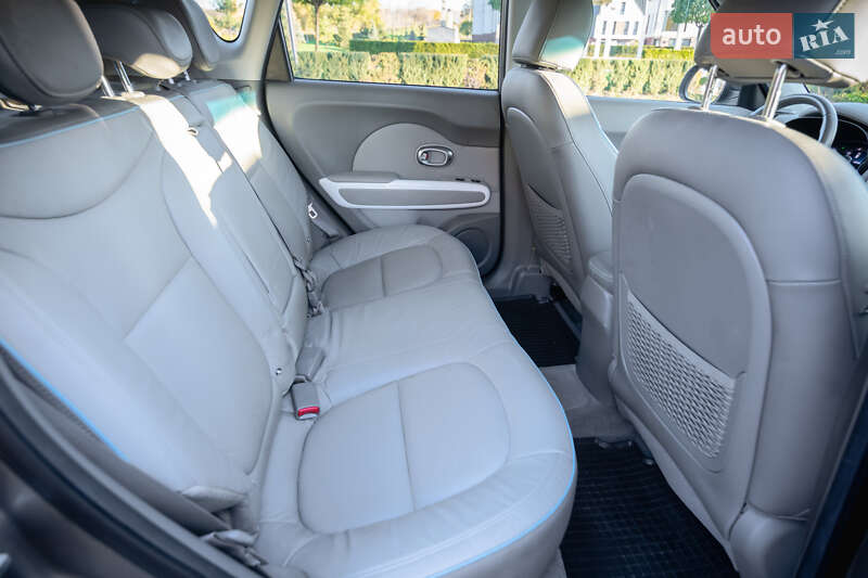 Внедорожник / Кроссовер Kia Soul 2017 в Умани фото 27 Внедорожник / Кроссовер Kia Soul 2017 в Умани