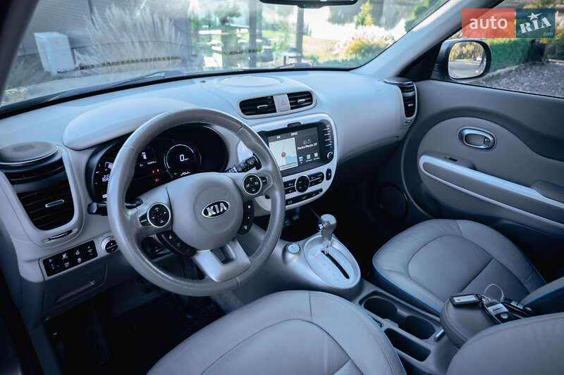 Внедорожник / Кроссовер Kia Soul 2017 в Умани фото 17 Внедорожник / Кроссовер Kia Soul 2017 в Умани