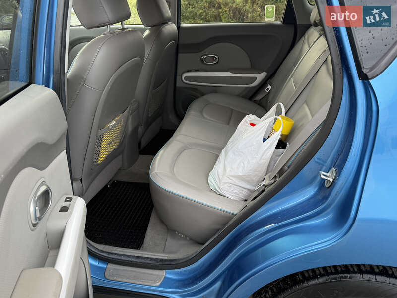 Внедорожник / Кроссовер Kia Soul 2014 в Львове