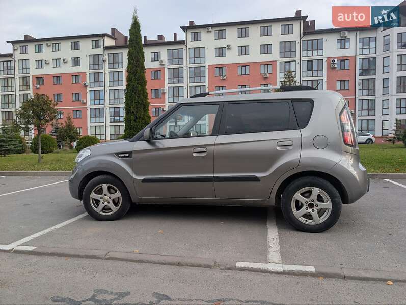 Внедорожник / Кроссовер Kia Soul 2008 в Здолбунове