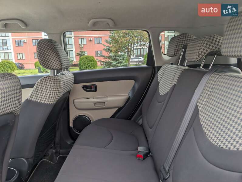 Внедорожник / Кроссовер Kia Soul 2008 в Здолбунове