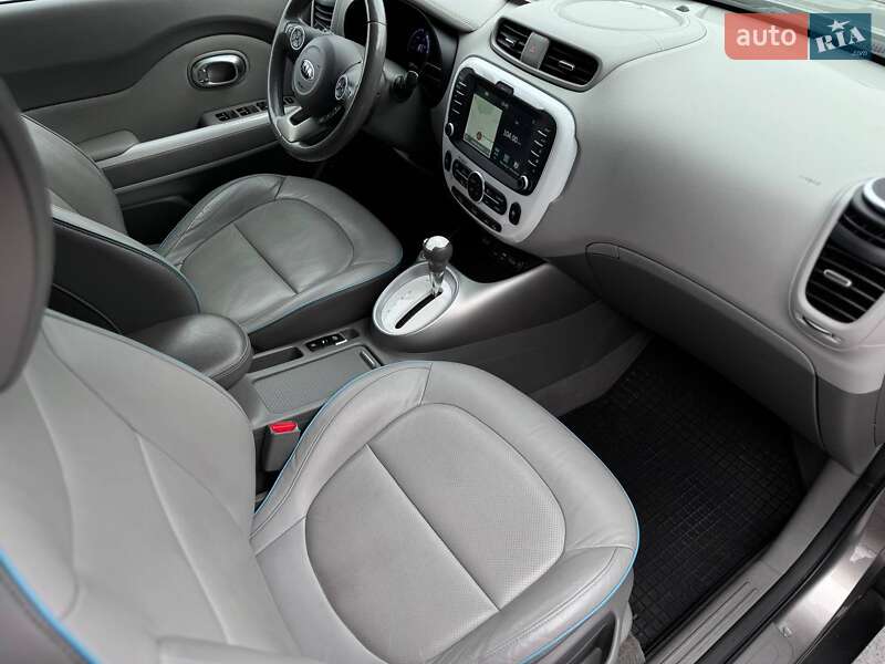 Внедорожник / Кроссовер Kia Soul 2015 в Ровно фото 59 Внедорожник / Кроссовер Kia Soul 2015 в Ровно