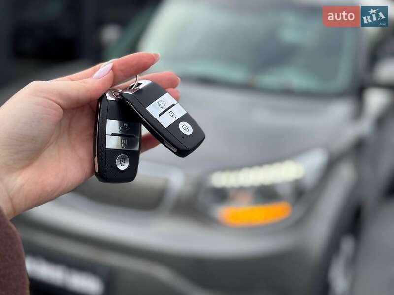 Внедорожник / Кроссовер Kia Soul 2015 в Ровно фото 67 Внедорожник / Кроссовер Kia Soul 2015 в Ровно