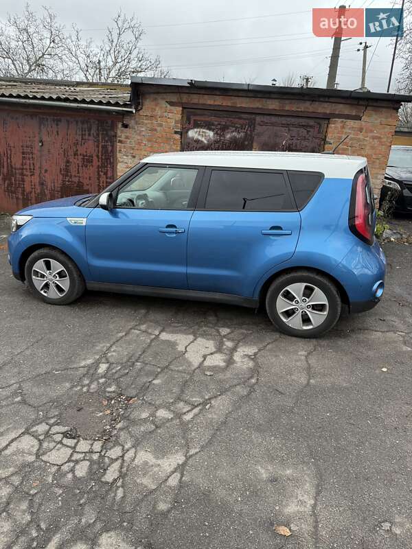 Внедорожник / Кроссовер Kia Soul 2015 в Виннице