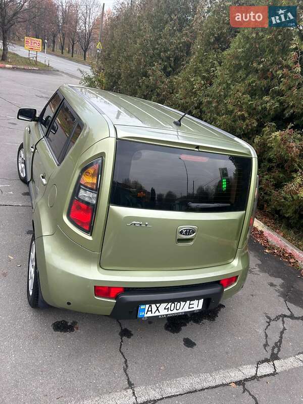 Внедорожник / Кроссовер Kia Soul 2011 в Хмельницком