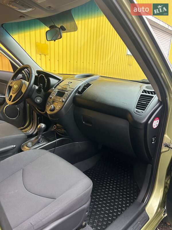 Внедорожник / Кроссовер Kia Soul 2011 в Хмельницком