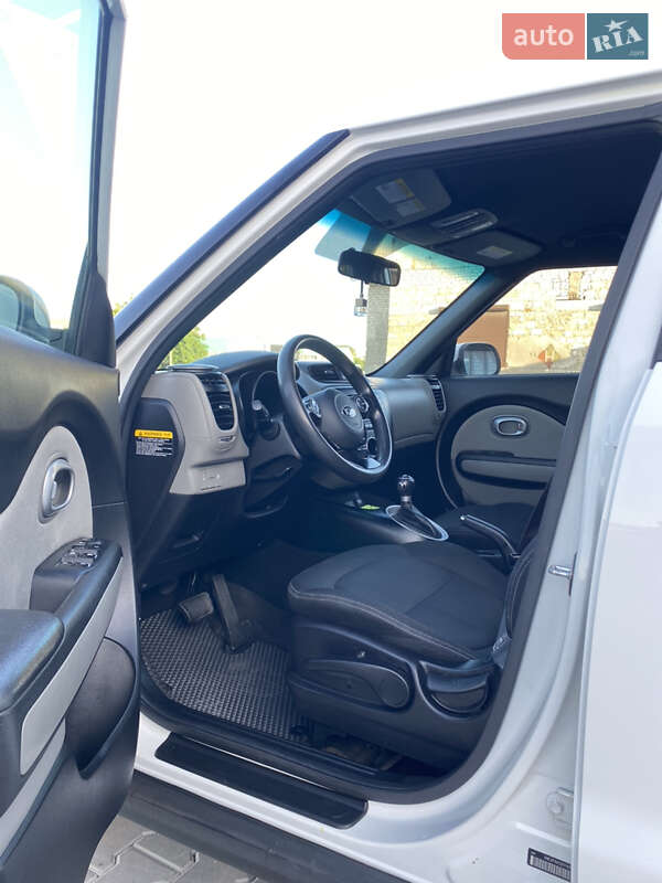 Внедорожник / Кроссовер Kia Soul 2016 в Вознесенске фото 19 Внедорожник / Кроссовер Kia Soul 2016 в Вознесенске