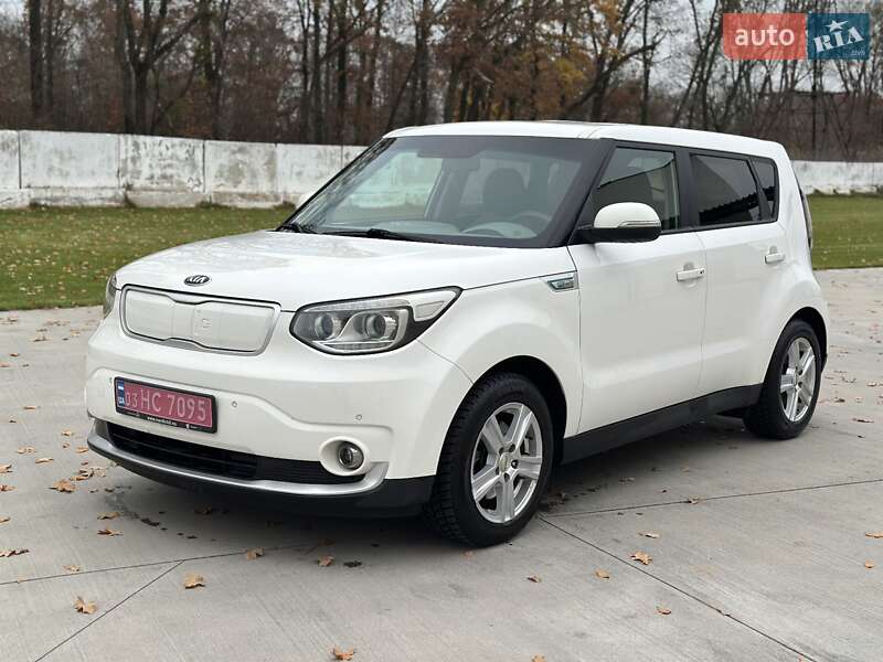 Внедорожник / Кроссовер Kia Soul 2015 в Ковеле