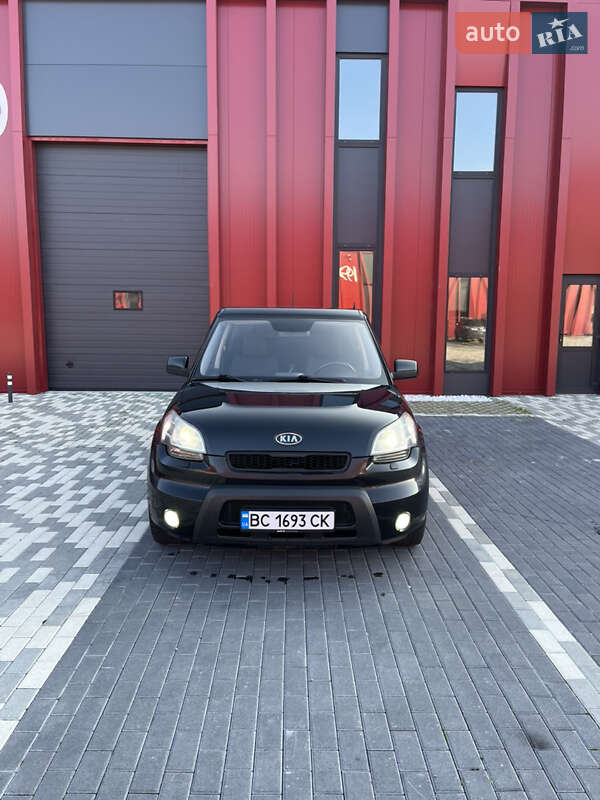 Позашляховик / Кросовер Kia Soul 2011 в Львові