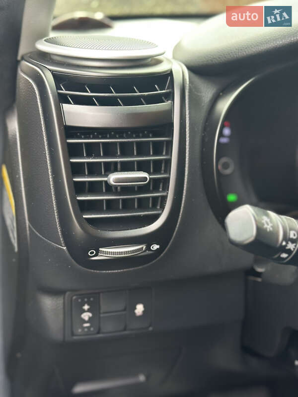 Позашляховик / Кросовер Kia Soul 2015 в Бердичеві