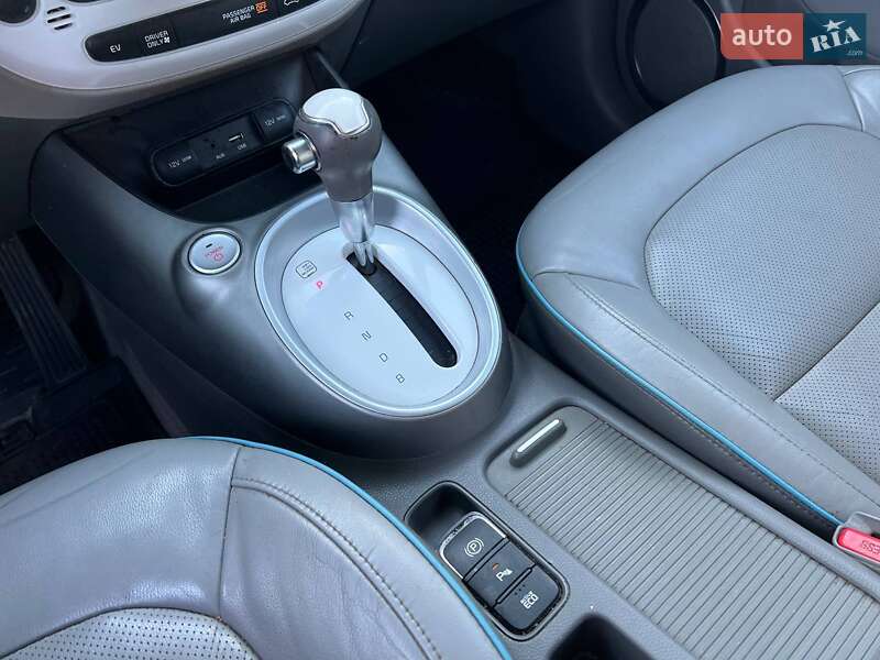 Внедорожник / Кроссовер Kia Soul 2015 в Киеве