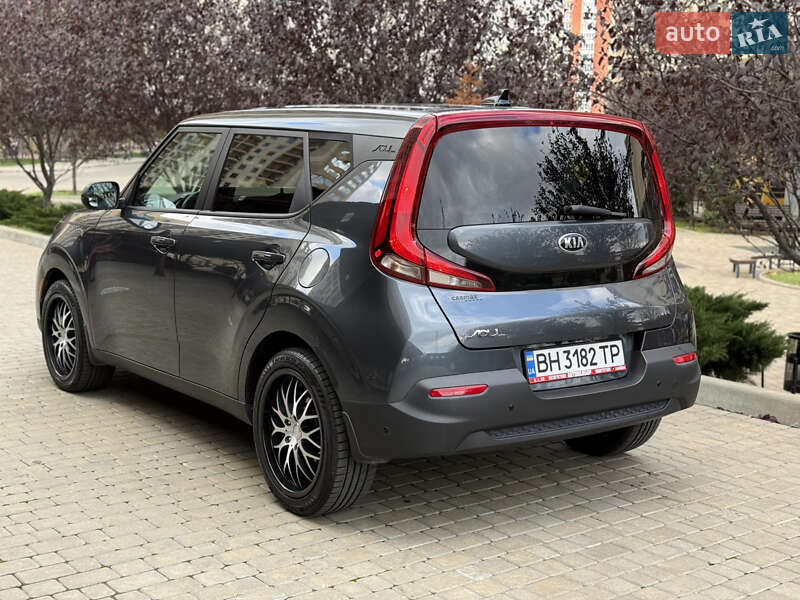 Внедорожник / Кроссовер Kia Soul 2019 в Одессе фото 3 Внедорожник / Кроссовер Kia Soul 2019 в Одессе