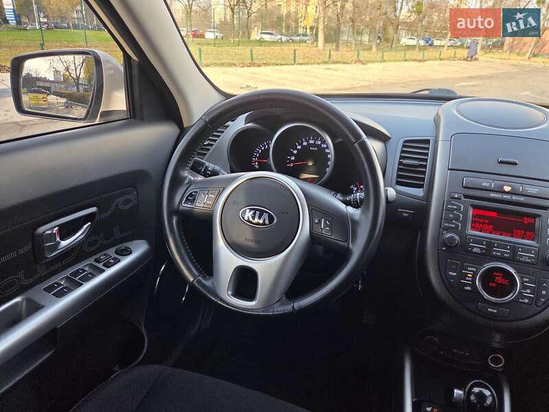Внедорожник / Кроссовер Kia Soul 2012 в Киеве фото 12 Внедорожник / Кроссовер Kia Soul 2012 в Киеве