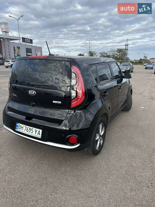 Внедорожник / Кроссовер Kia Soul 2016 в Одессе фото 11 Внедорожник / Кроссовер Kia Soul 2016 в Одессе