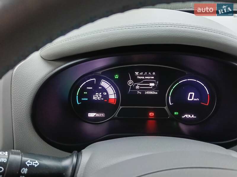 Внедорожник / Кроссовер Kia Soul 2016 в Ровно фото 11 Внедорожник / Кроссовер Kia Soul 2016 в Ровно