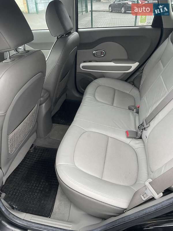 Внедорожник / Кроссовер Kia Soul 2015 в Киеве