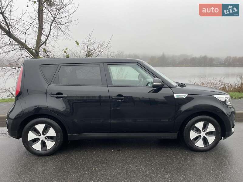 Внедорожник / Кроссовер Kia Soul 2015 в Киеве