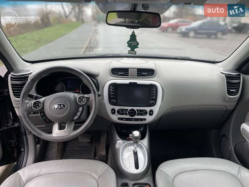 Внедорожник / Кроссовер Kia Soul 2015 в Киеве