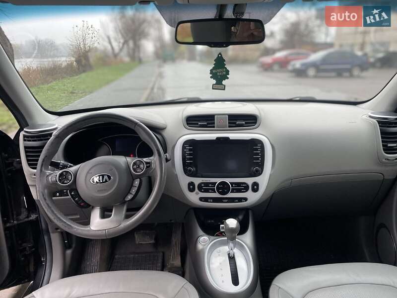 Внедорожник / Кроссовер Kia Soul 2015 в Киеве