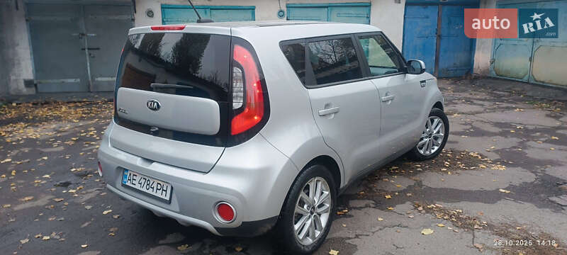 Внедорожник / Кроссовер Kia Soul 2016 в Павлограде