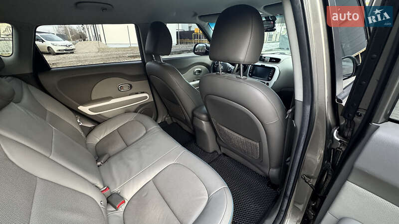 Позашляховик / Кросовер Kia Soul 2015 в Вінниці