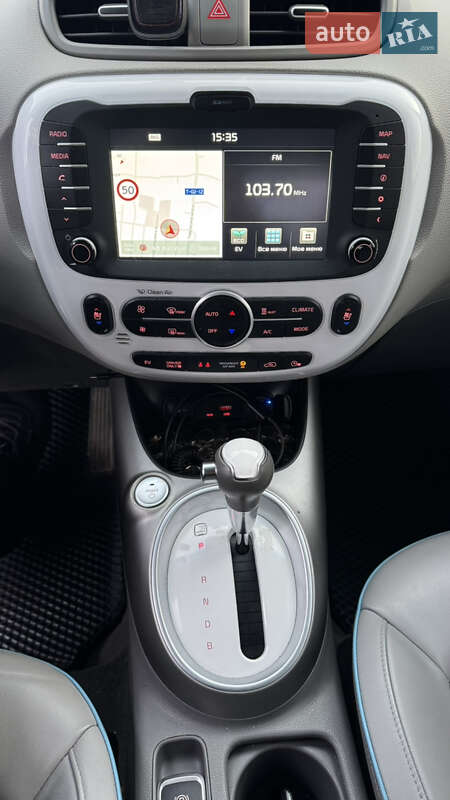 Позашляховик / Кросовер Kia Soul 2015 в Вінниці