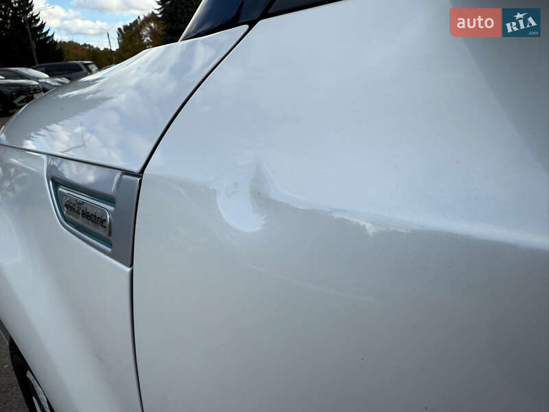 Внедорожник / Кроссовер Kia Soul 2016 в Ровно фото 35 Внедорожник / Кроссовер Kia Soul 2016 в Ровно