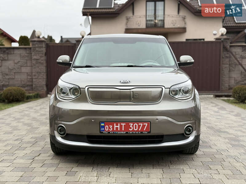 Внедорожник / Кроссовер Kia Soul 2015 в Ивано-Франковске