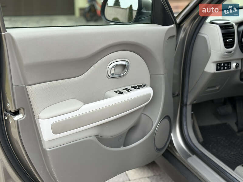 Внедорожник / Кроссовер Kia Soul 2015 в Ивано-Франковске