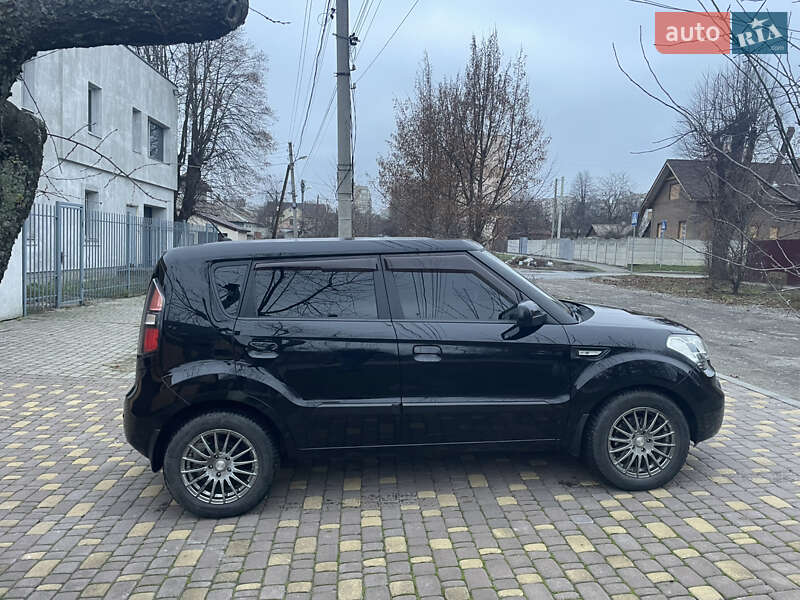 Позашляховик / Кросовер Kia Soul 2010 в Харкові фото 3 Позашляховик / Кросовер Kia Soul 2010 в Харкові