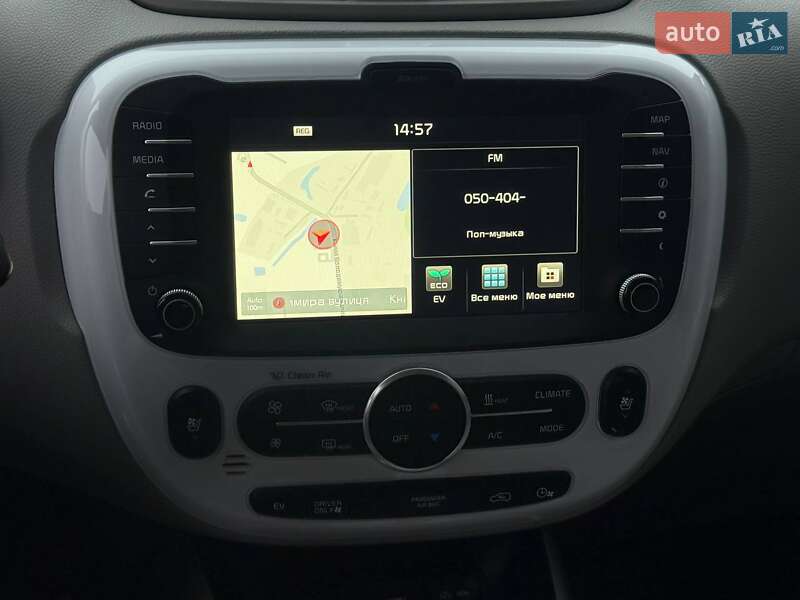 Внедорожник / Кроссовер Kia Soul 2015 в Ровно