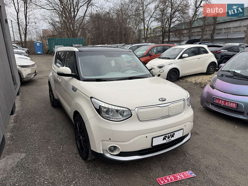 Внедорожник / Кроссовер Kia Soul 2017 в Тернополе фото 5 Внедорожник / Кроссовер Kia Soul 2017 в Тернополе
