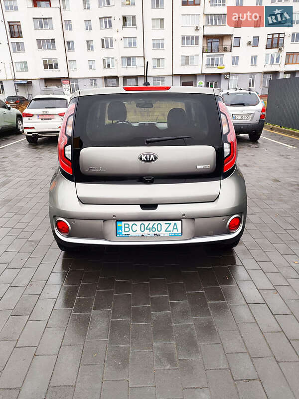 Позашляховик / Кросовер Kia Soul 2017 в Шептицькому