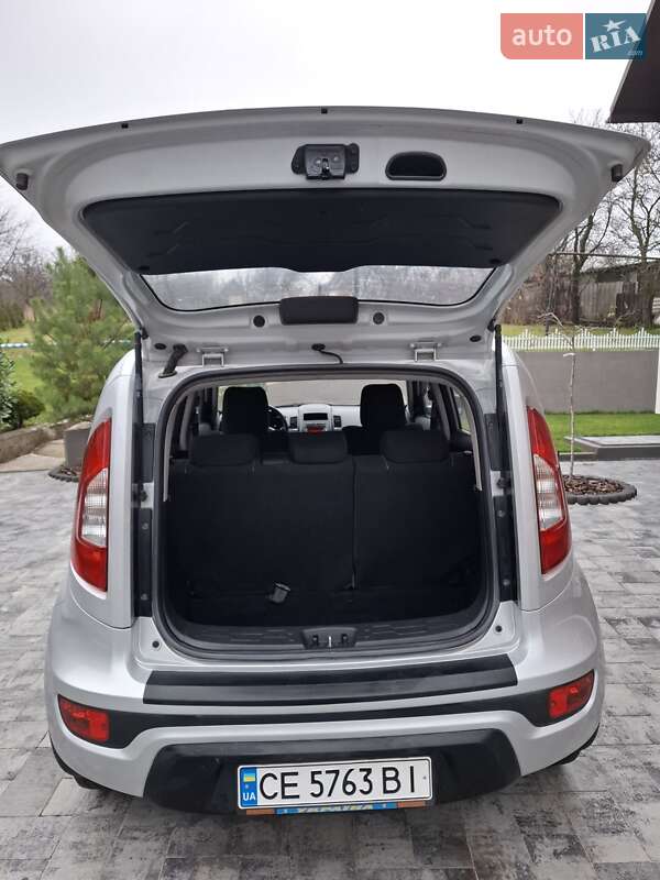 Внедорожник / Кроссовер Kia Soul 2011 в Черновцах