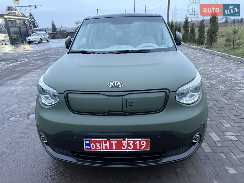 Внедорожник / Кроссовер Kia Soul 2015 в Ровно
