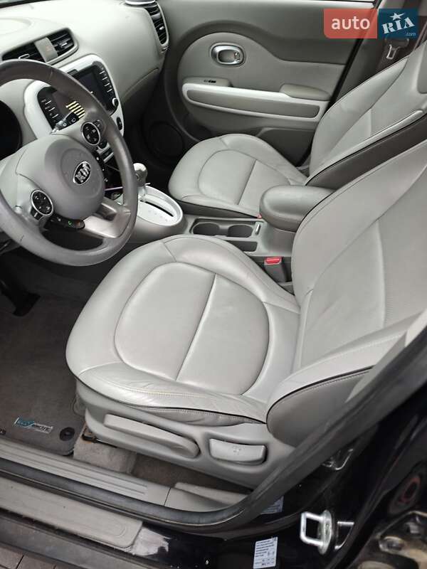 Внедорожник / Кроссовер Kia Soul 2015 в Белогородке фото 8 Внедорожник / Кроссовер Kia Soul 2015 в Белогородке