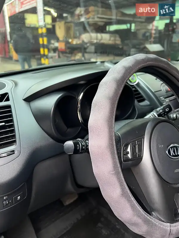 Kia Soul 2011 VIN KNAJT813BB7298023 фото оголошення 23 з 53
