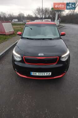Позашляховик / Кросовер Kia Soul 2014 в Рівному