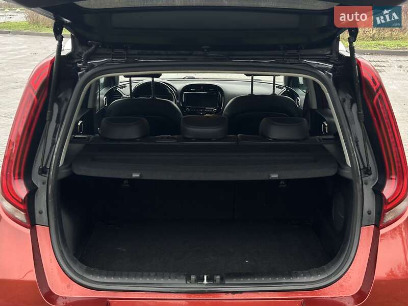 Внедорожник / Кроссовер Kia Soul 2019 в Радивилове