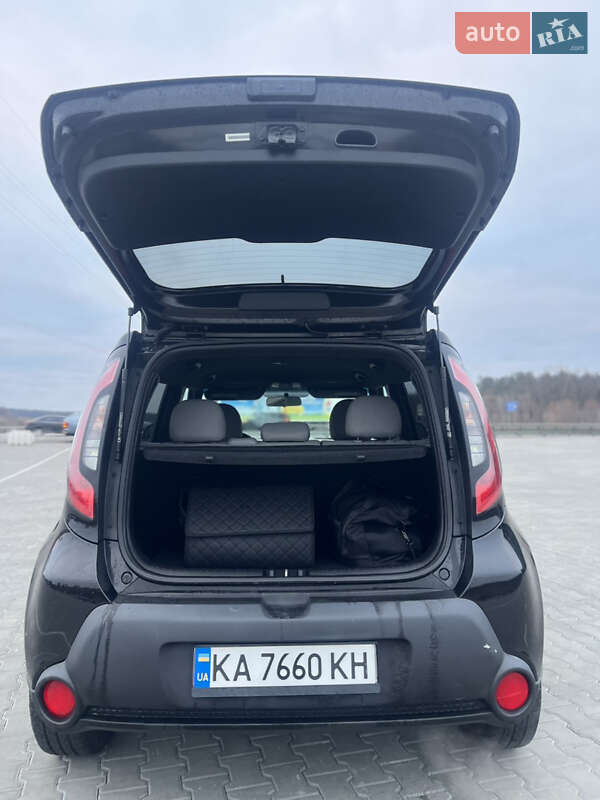 Позашляховик / Кросовер Kia Soul 2014 в Києві