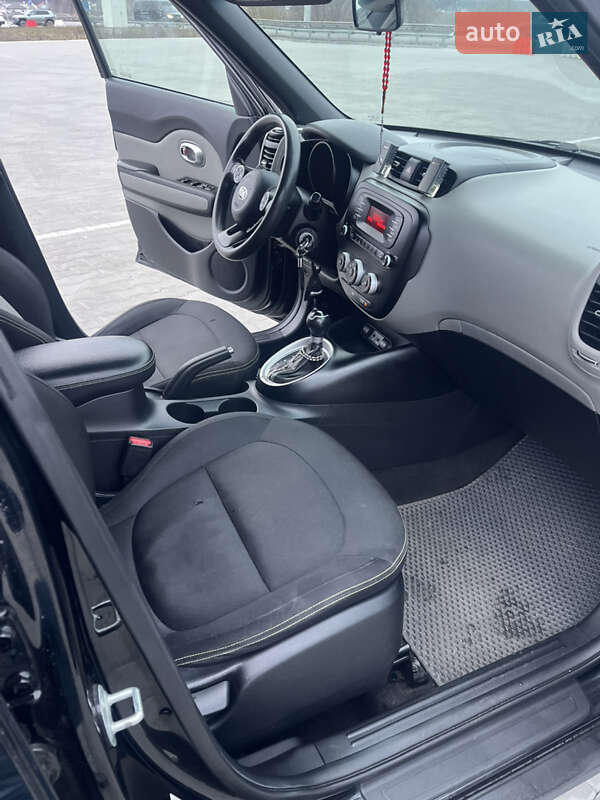 Позашляховик / Кросовер Kia Soul 2014 в Києві