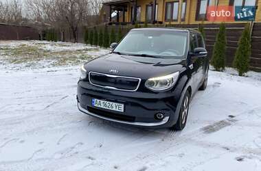 Позашляховик / Кросовер Kia Soul 2015 в Києві