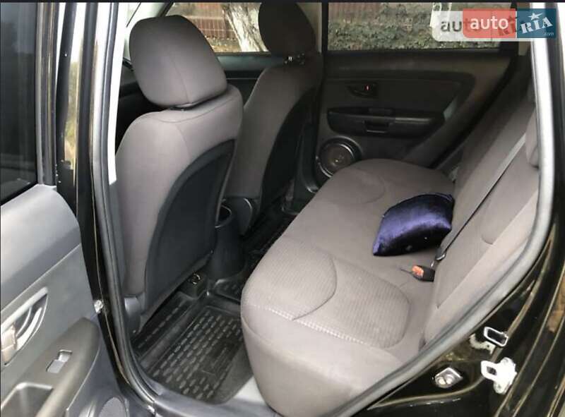 Позашляховик / Кросовер Kia Soul 2012 в Одесі