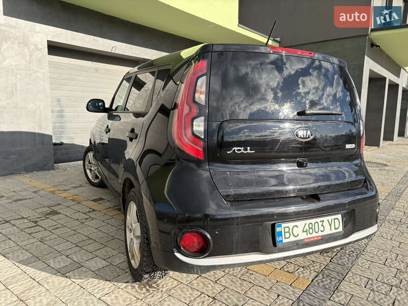 Внедорожник / Кроссовер Kia Soul 2018 в Дрогобыче