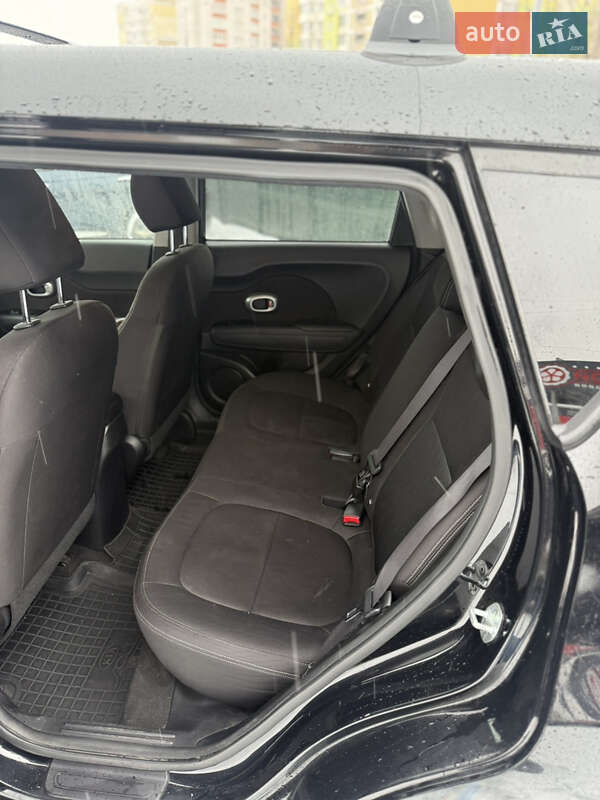 Внедорожник / Кроссовер Kia Soul 2015 в Киеве фото 12 Внедорожник / Кроссовер Kia Soul 2015 в Киеве