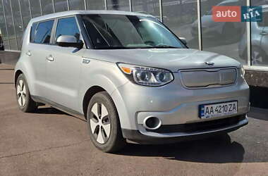 Внедорожник / Кроссовер Kia Soul 2017 в Киеве