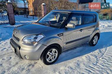 Внедорожник / Кроссовер Kia Soul 2011 в Бобрке